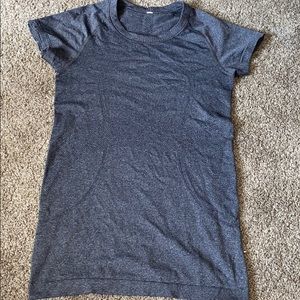 lulu grey shirt